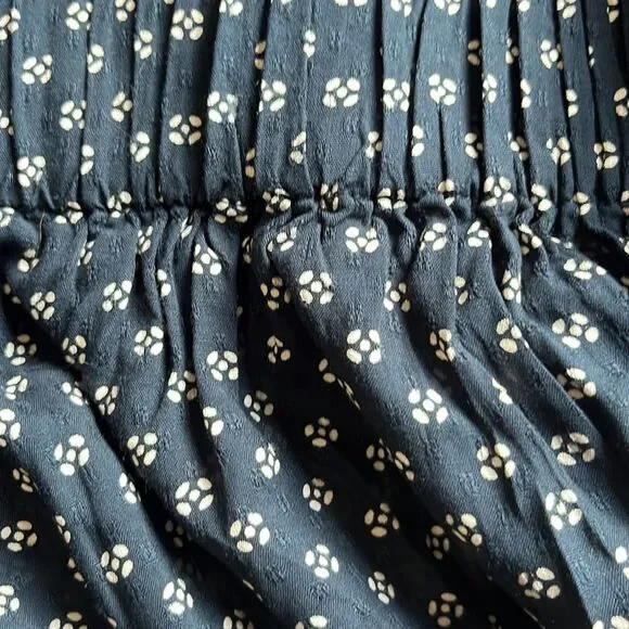 H&M blouse/Size 6  - Picture 9 of 10